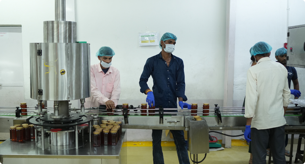 Honey face mask application