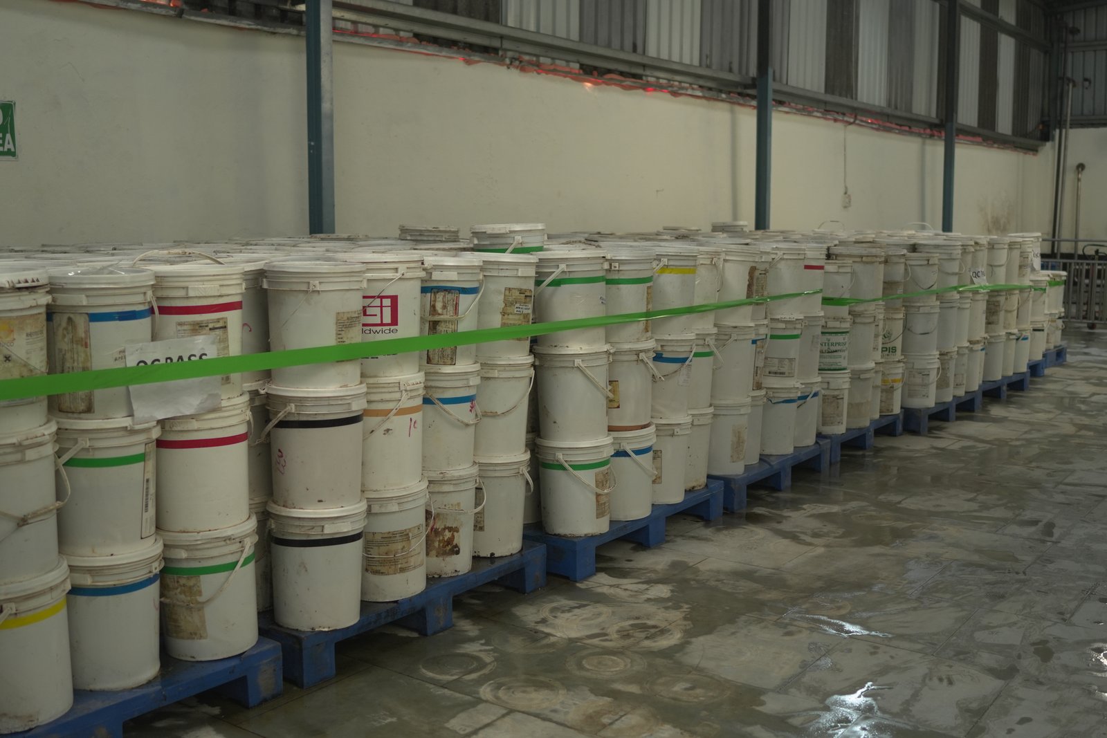 Alpixo honey processing unit image 1